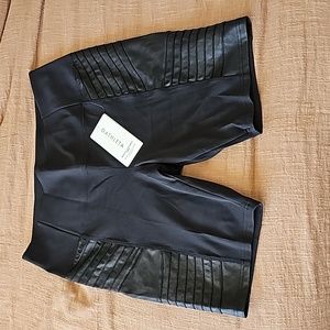 Athleta Delancey Moto shorts